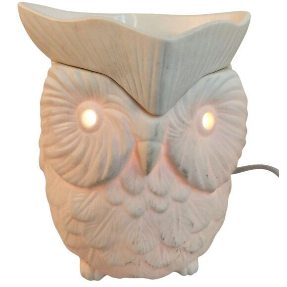Scentsy White Owl Wax Warmer Light Discontinued 6" Ceramic Electric 25W Fragranc - Picture 1 of 9